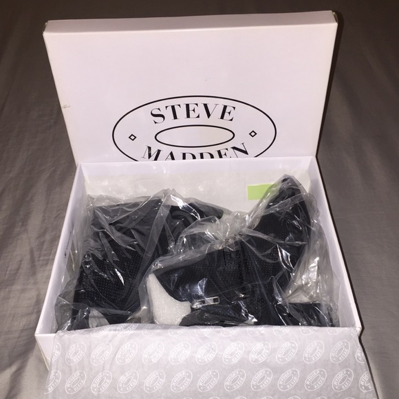 Steve Madden - Picture 6 of 6